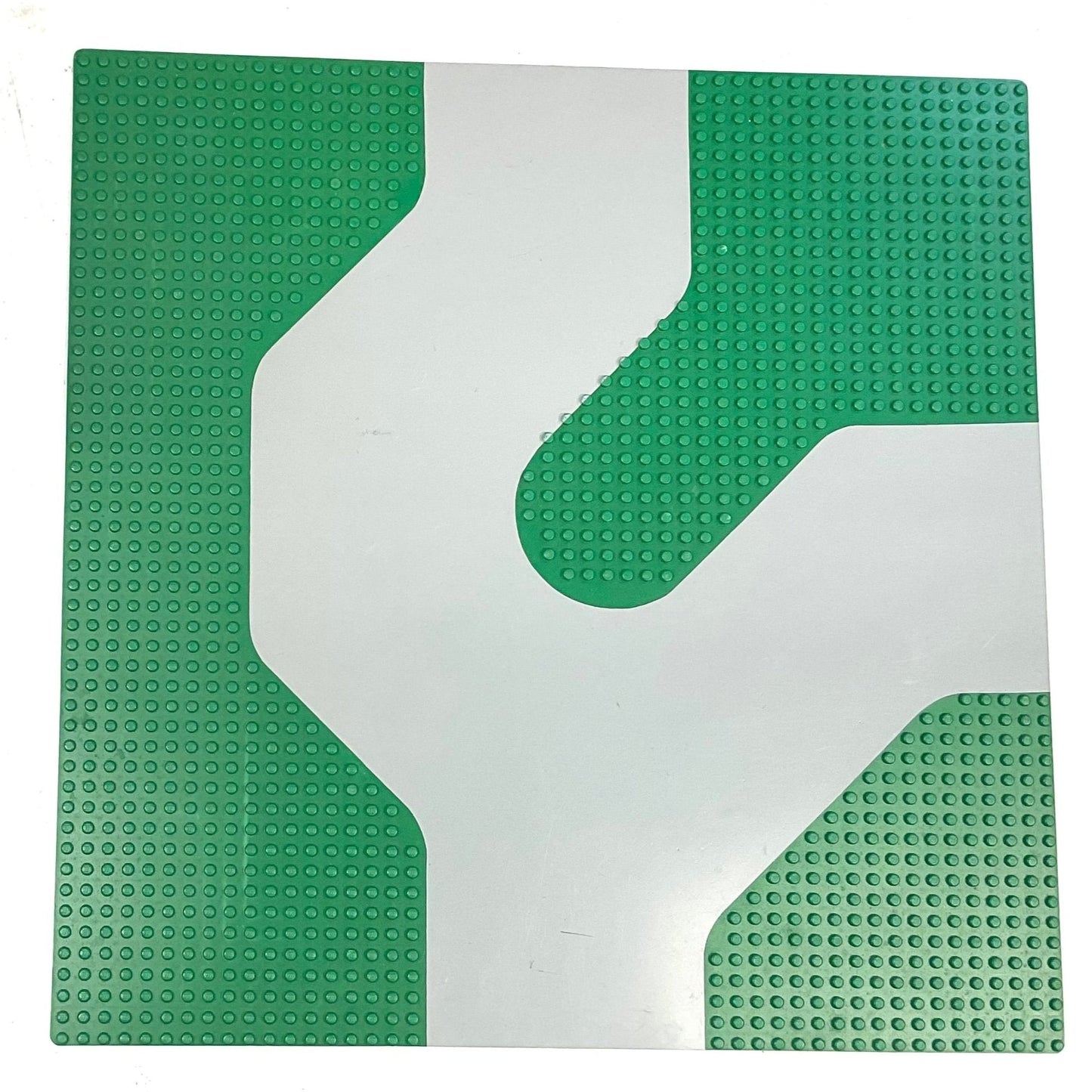 50x50 baseplate with 3-way Curve, Part# bb0160pb01