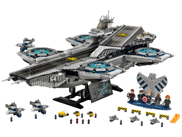 The SHIELD Helicarrier, 76042