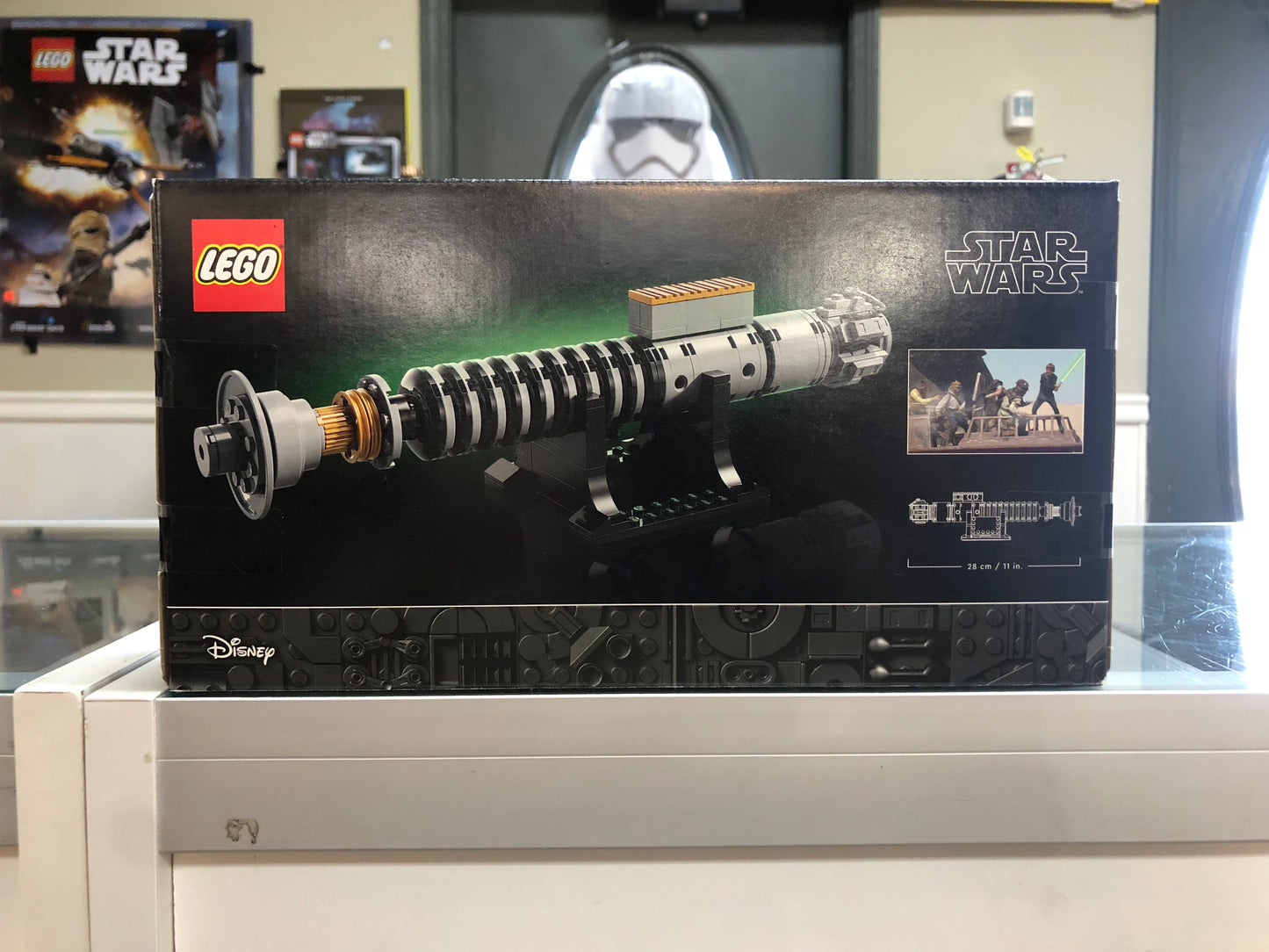 Luke Skywalker's Lightsaber, 40730