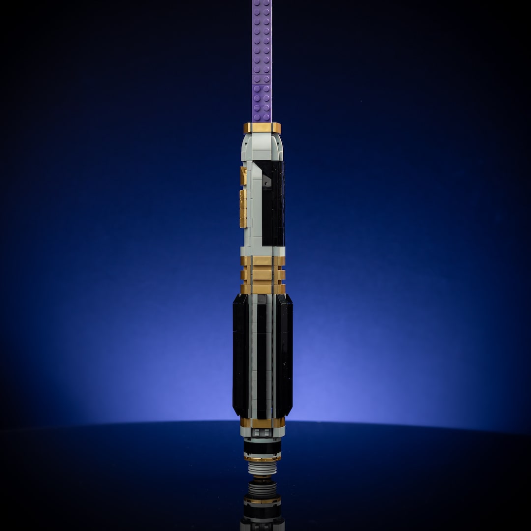 Windu's Saber Life-Sized Replica