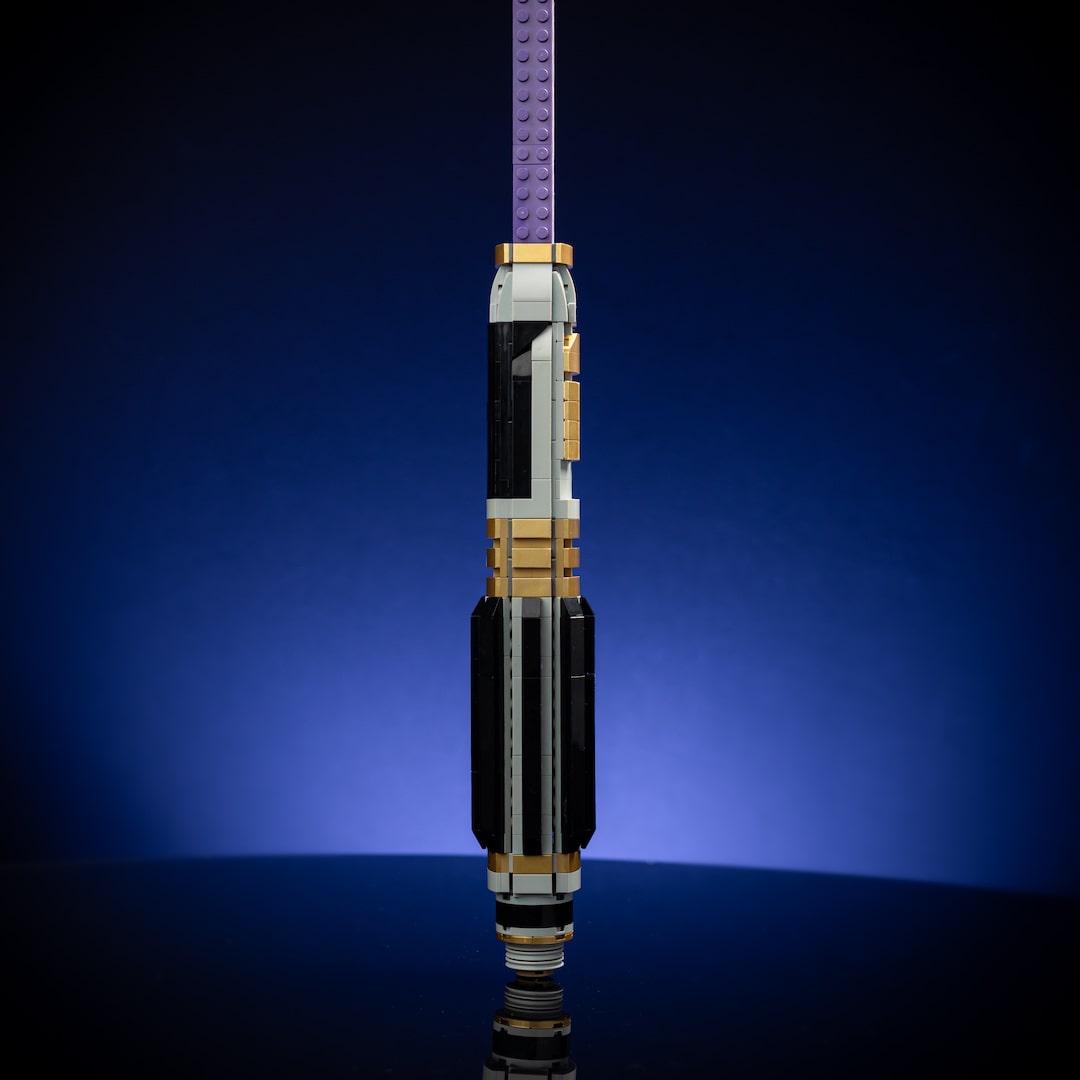 Windu's Saber Life-Sized Replica