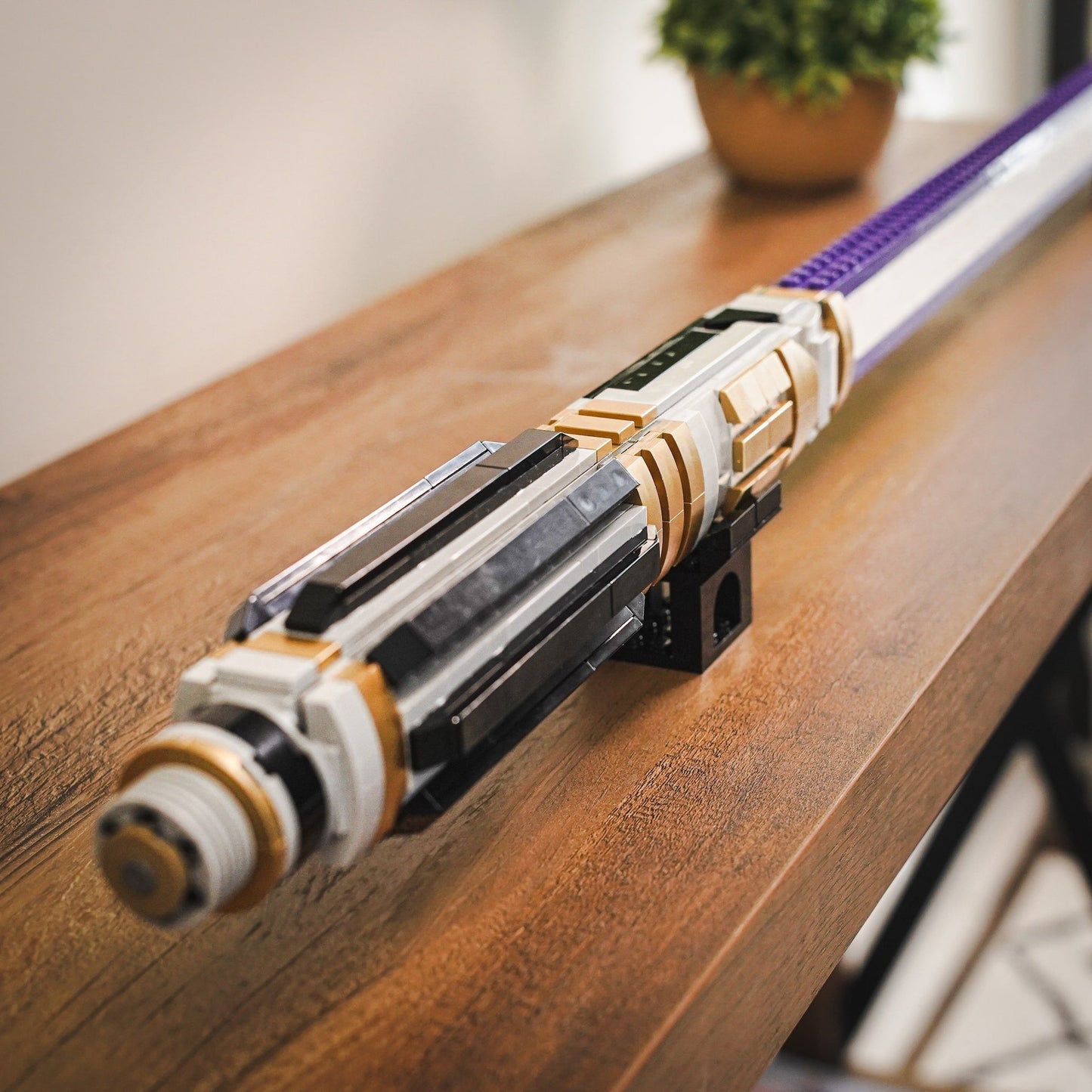 Windu's Saber Life-Sized Replica