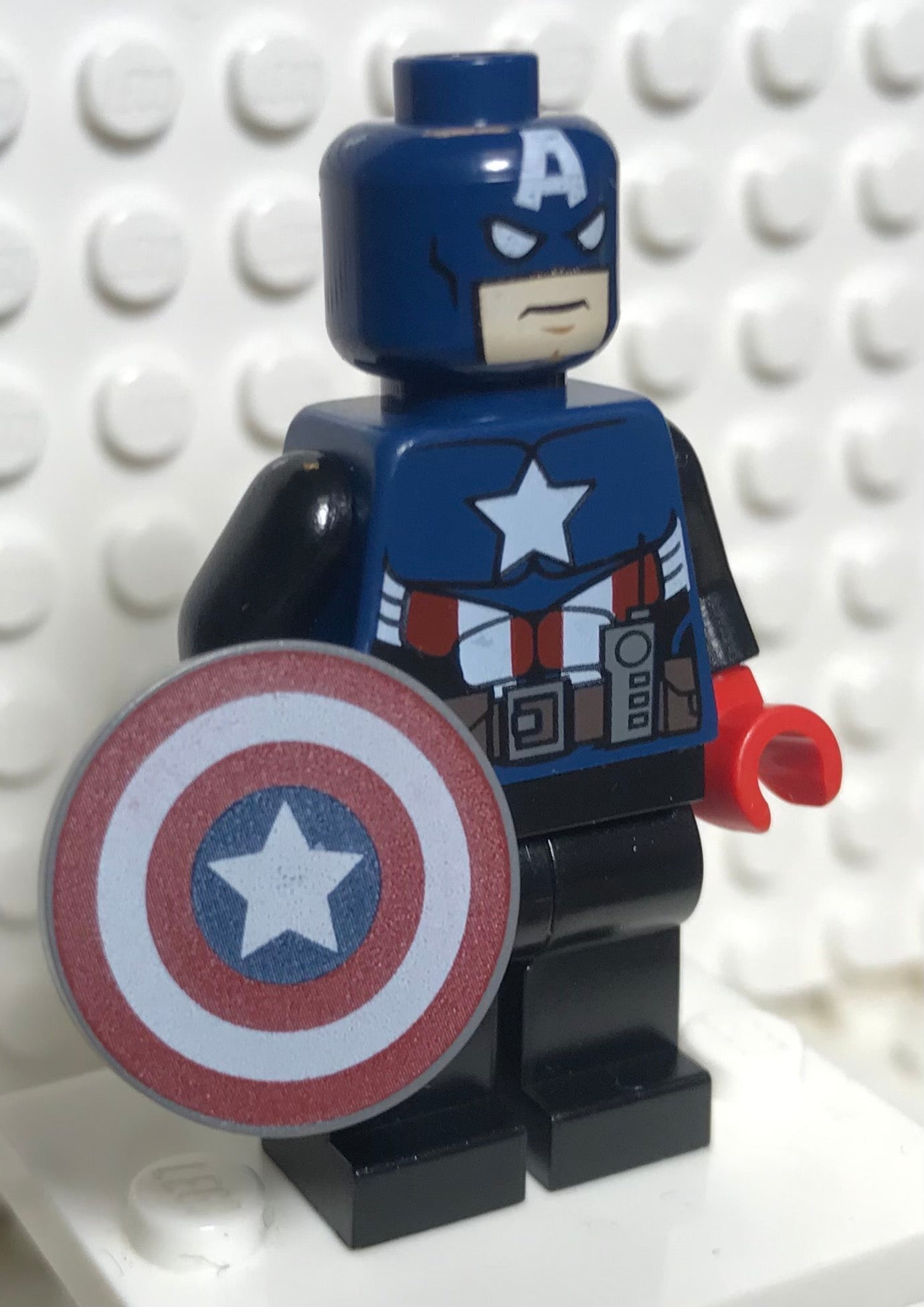 Toy Fair 2012 Captain America Lego Minifigure, sh0028