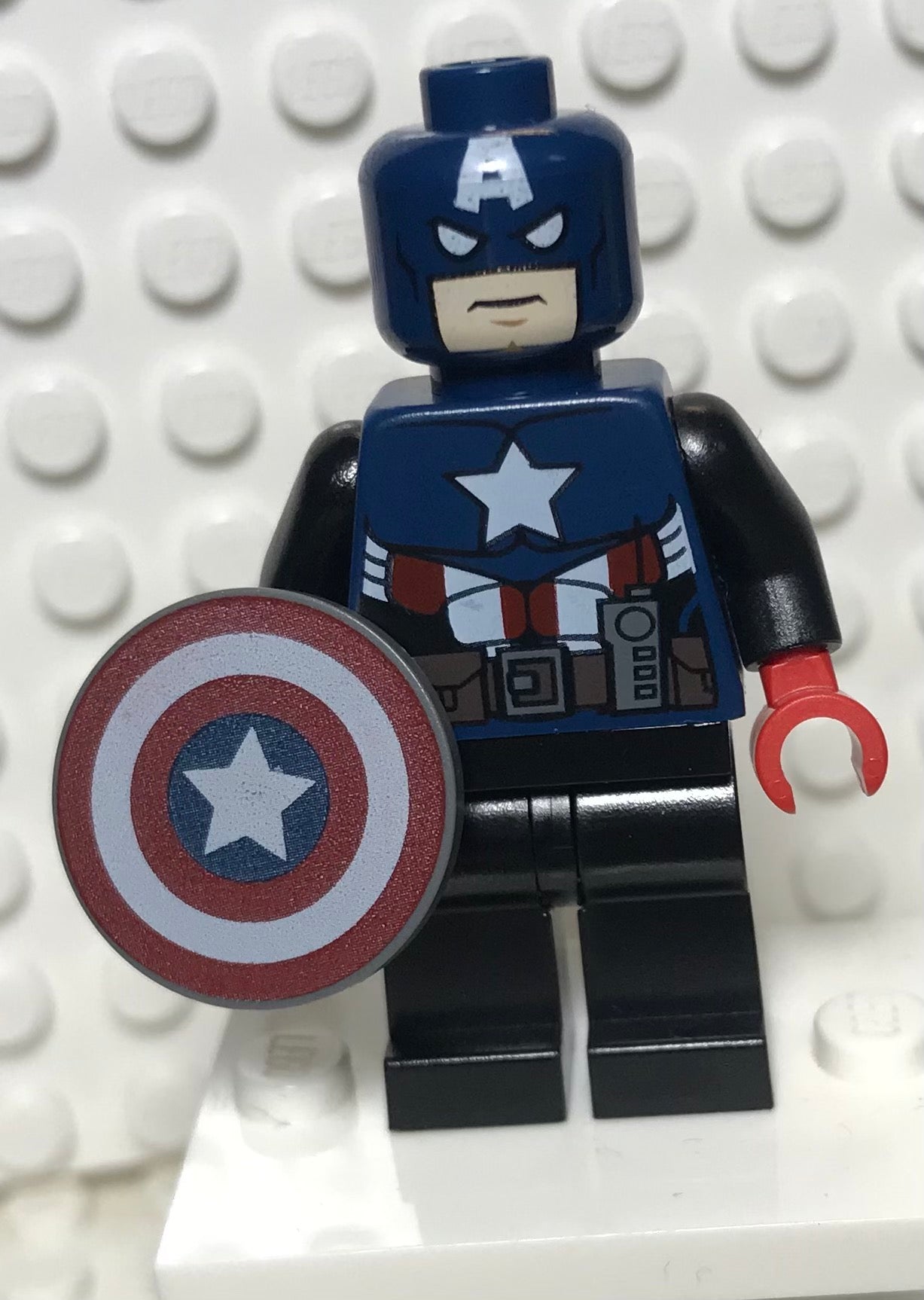 Toy Fair 2012 Captain America Lego Minifigure, sh0028